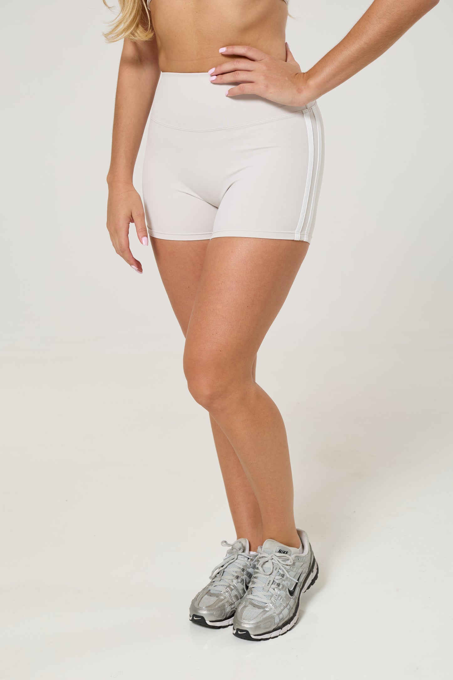 Deluxe striped high waist shorts