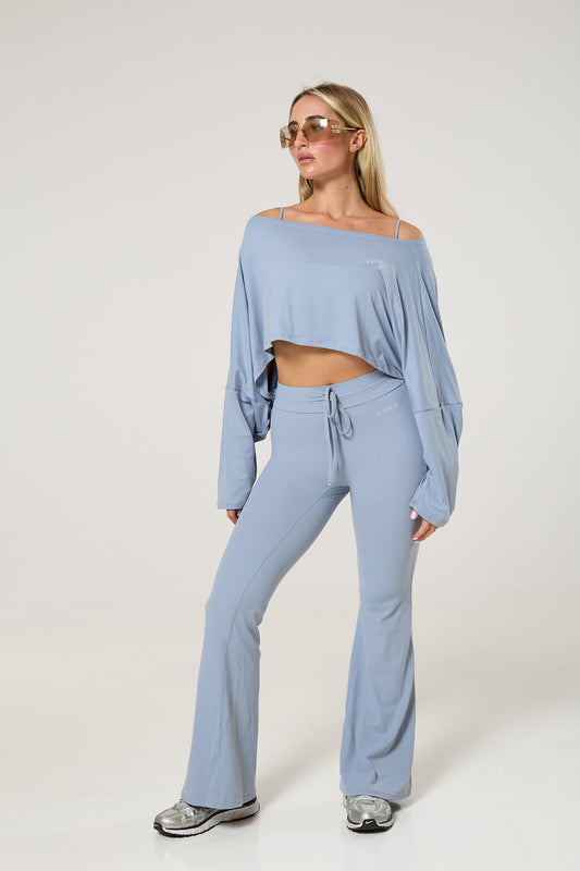 Ultra soft 4 piece set (Cropped jumper, Back bra, Soft shorts, Flared leggings)